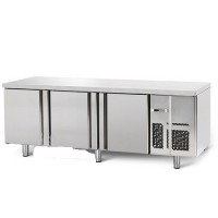   Стол холодильный ggmgastro BKI228