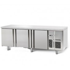   Стол холодильный ggmgastro BKI228