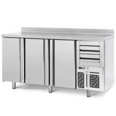 Холодный стол для бара ggmgastro BGI206HA