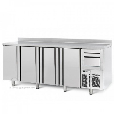 Холодный стол для бара ggmgastro BGI256HA